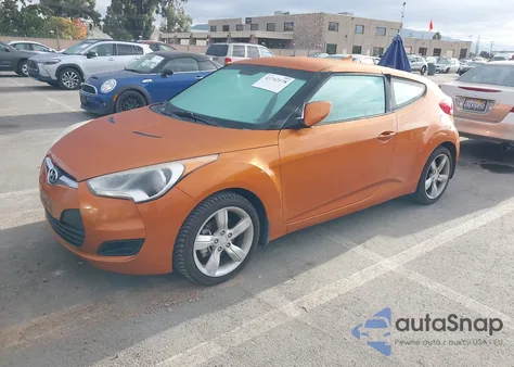 2013 Hyundai Veloster Base W/Black z USA, uszkodzony, nr VIN KMHTC6AD0DU169826